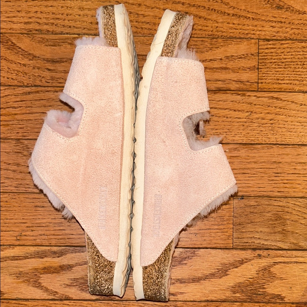 Birkenstock Womens Arizona Shearling Suede Sandals Light Rose EU40 US 9.5 Buckle - Picture 7 of 9